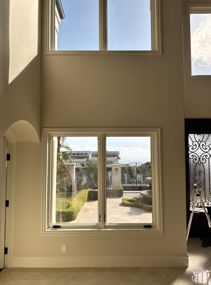water Damage Restoration and Window Leak Repair Project - фото - 2