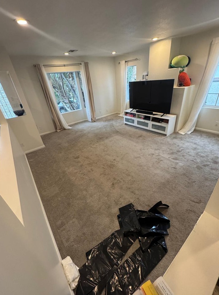 water-damaged Carpet Replacement with Waterproof LVP Flooring Installation - фото - 10