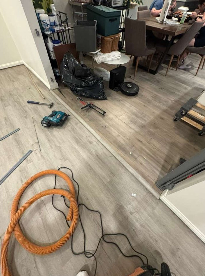 water-damaged Carpet Replacement with Waterproof LVP Flooring Installation - фото - 5