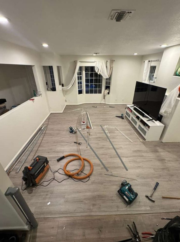 water-damaged Carpet Replacement with Waterproof LVP Flooring Installation - фото - 4
