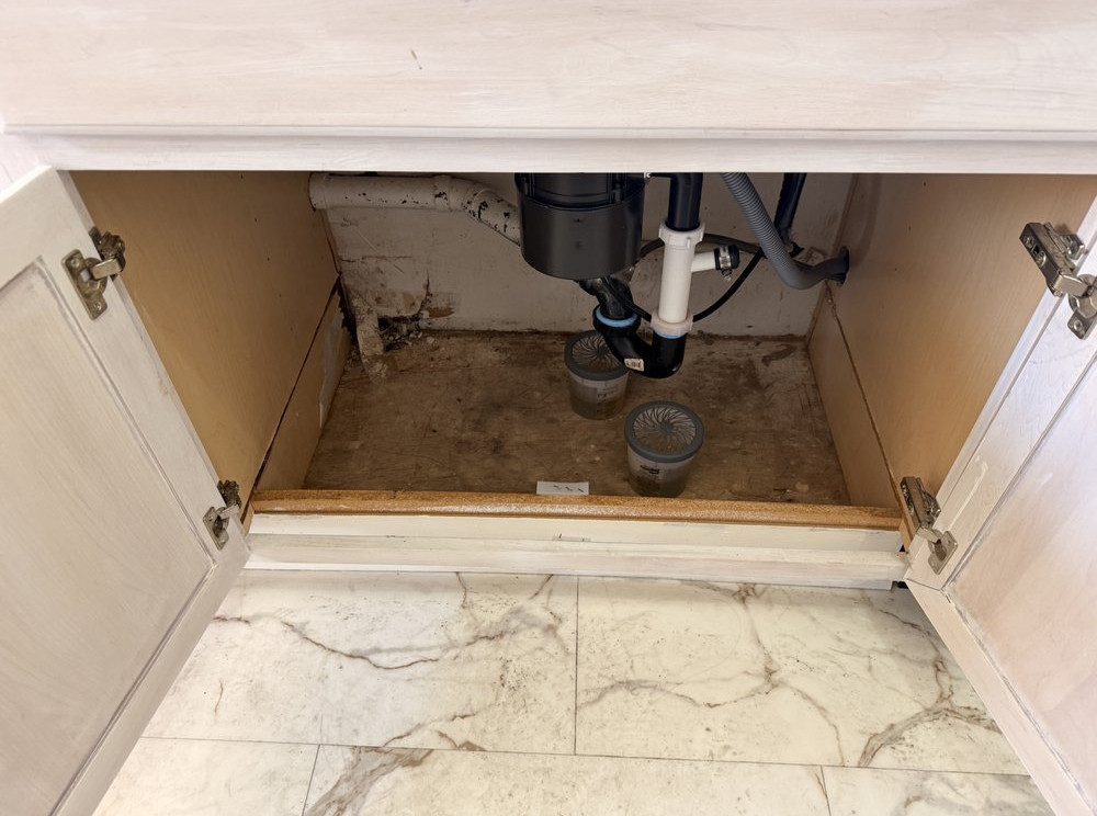 kitchen Water Damage Restoration and Mold Remediation - фото - 8