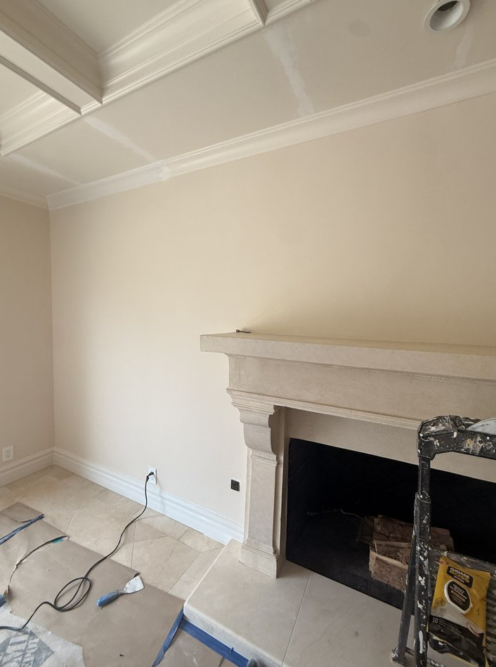 water Damage Reconstruction With Drywall Level 5 Finish And Custom Paint Matching - фото - 4