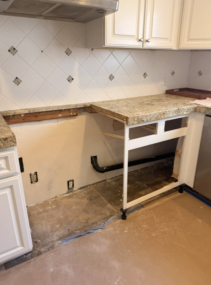 water Damage Restoration in Costa Mesa - фото - 8