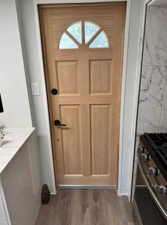 installation of the entrance door - фото - 3