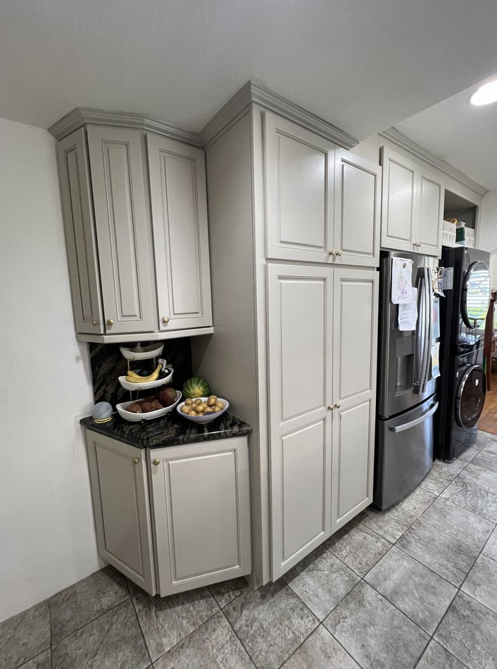 kitchen Cabinet Refinishing & Painting - фото - 4
