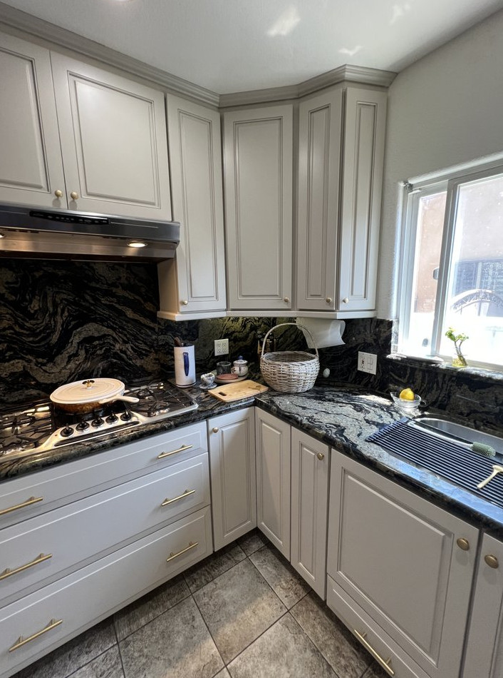 kitchen Cabinet Refinishing & Painting - фото - 2
