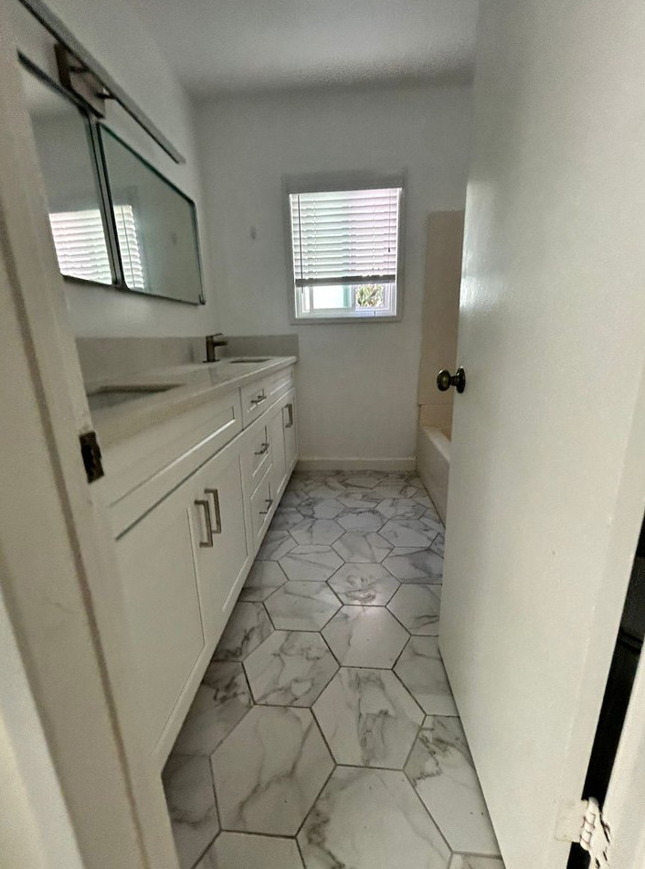 water Damage Reconstruction • Full Interior Restoration (Orange County) - фото - 7
