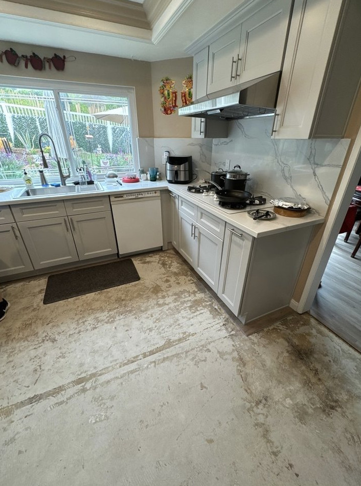 water Damage Restoration and Floor Replacement – Full Reconstruction - фото - 7