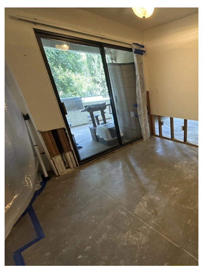 water Damage Reconstruction and Flooring Replacement - фото - 15