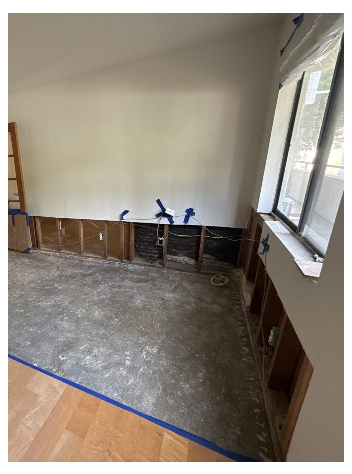 water Damage Reconstruction and Flooring Replacement - фото - 16