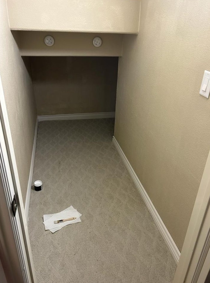 water Damage Repair & Drywall Restoration - фото - 1