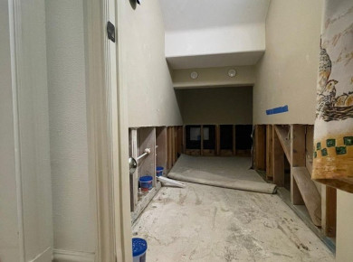 water Damage Repair & Drywall Restoration - фото - 2